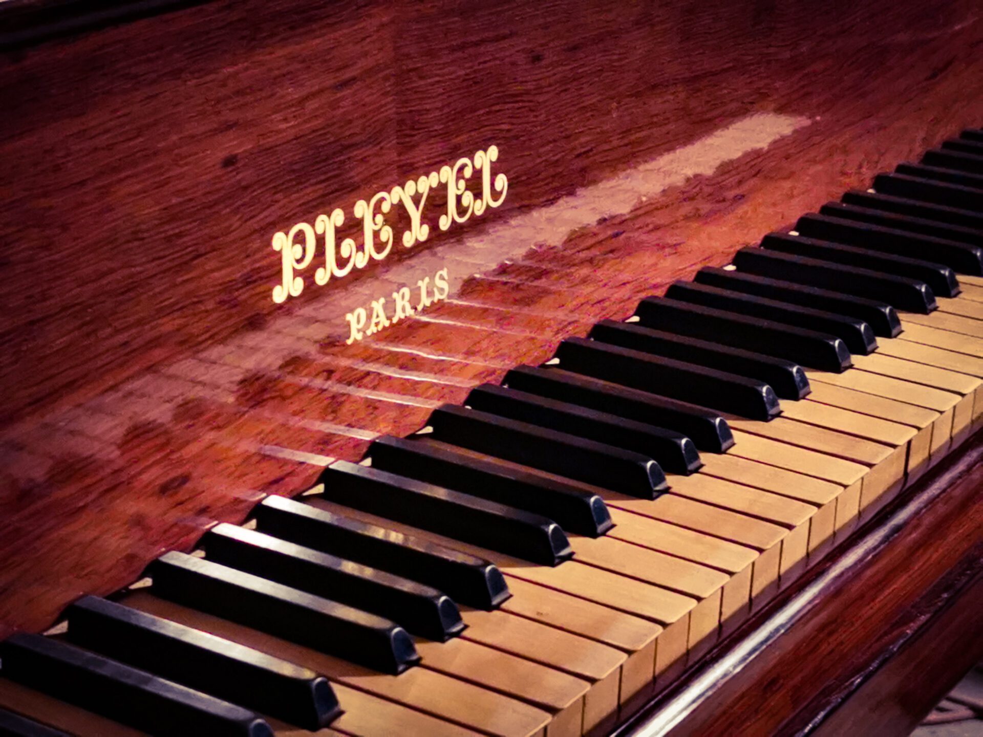 clavier en poirier et ébène avec marque Pleyel