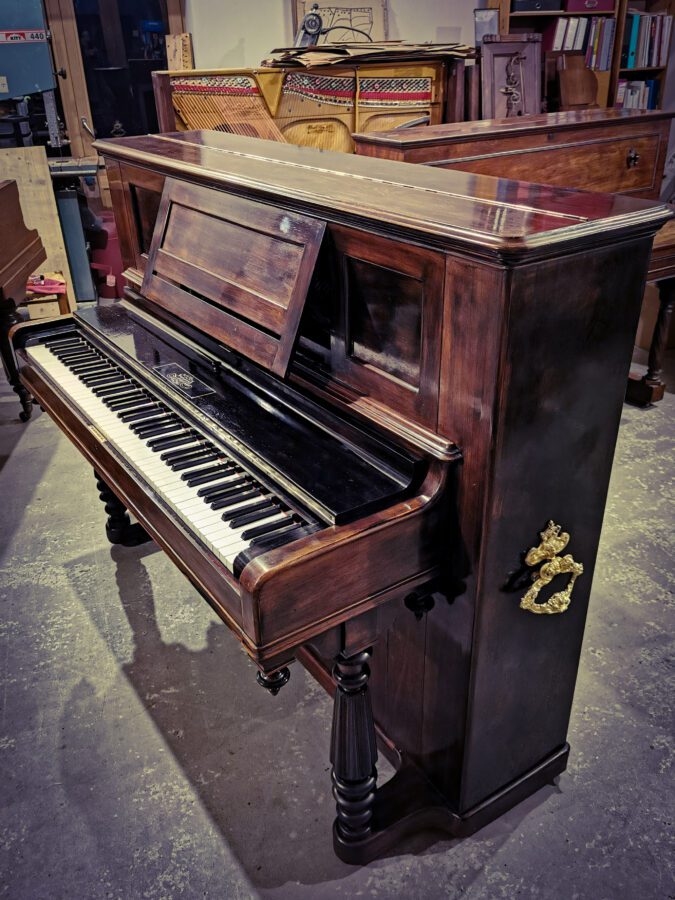 piano droit Erard n°12 grand oblique en palissandre clavier ivoire et ébène 1862