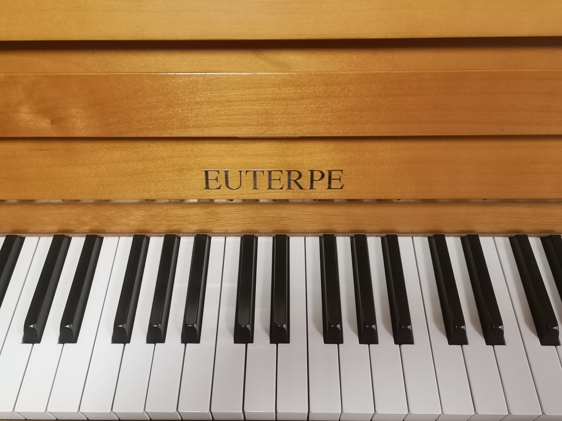 piano droit Euterpe Aulne